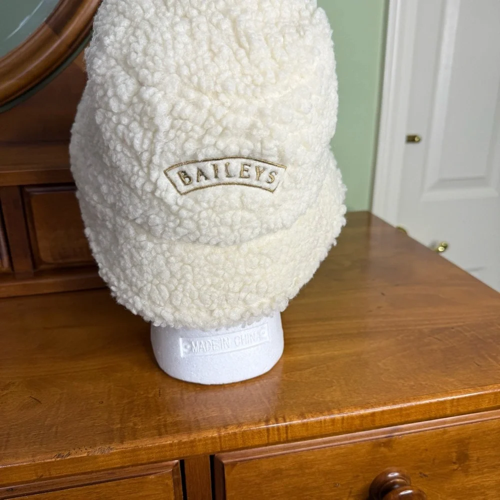 Baileys vintage shearling Sherpa bucket hat cream lining logo‎